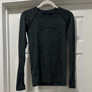 Lululemon Swiftly Tech - dark space green